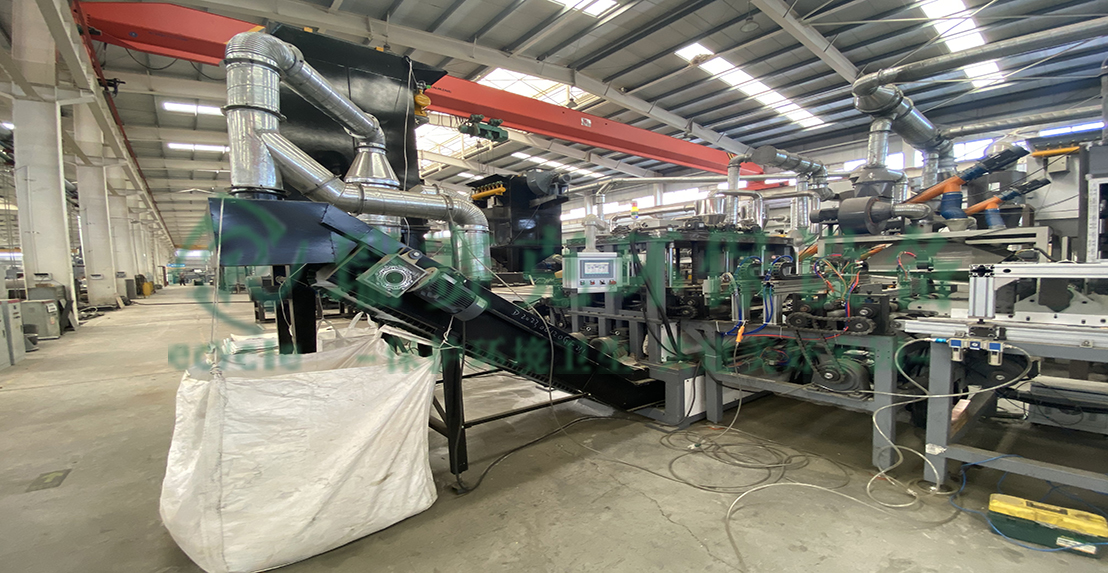 废旧光伏板再生利用设备,报废太阳能板拆解处理设备让资源重获价值