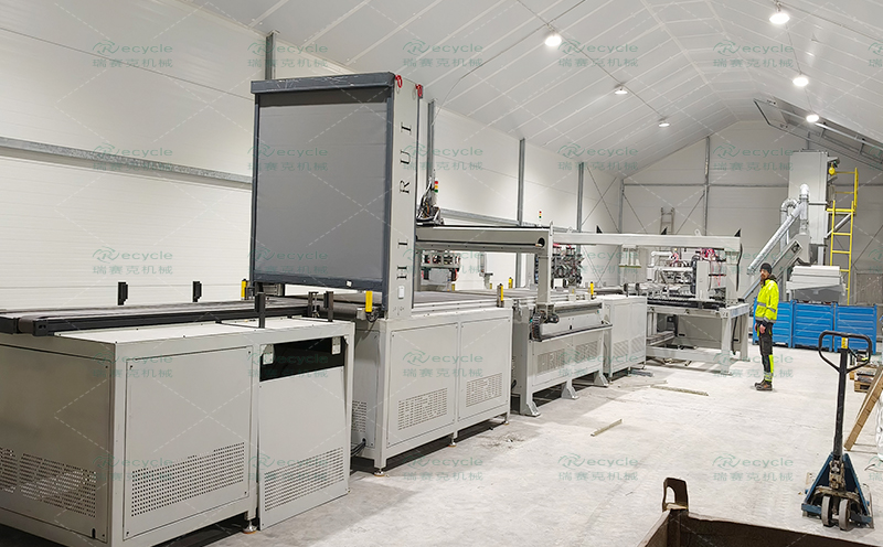 深度剖析光伏组件拆解提炼设备线对光伏领域的深远影响！