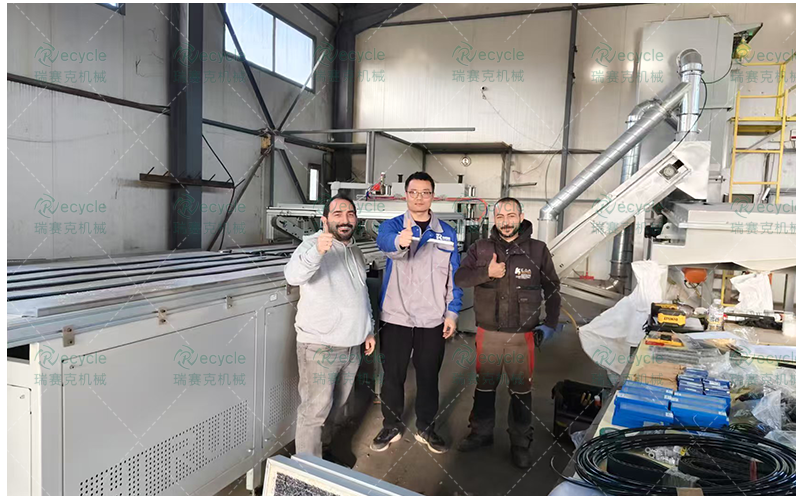 太阳能光伏组件热解工艺生产线-瑞赛克机械